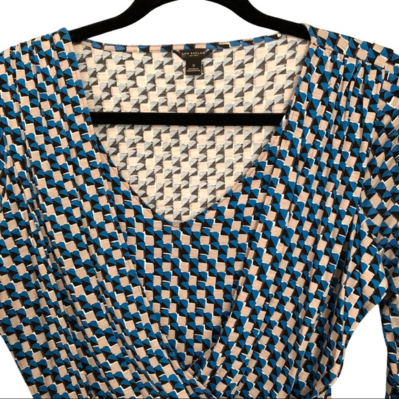🌺BEAUTIFUL SOFT LONG SLEEVE ANN TAYLOR FAUX WRAP TOP-SIZE S - Picture 4 of 5